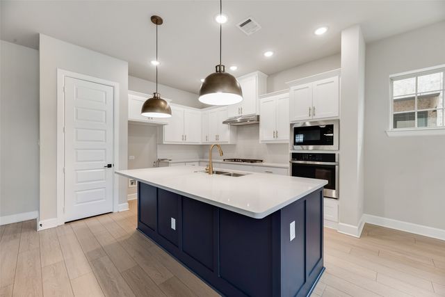 3342 Monarch Pass Drive, Arlington, TX 76005