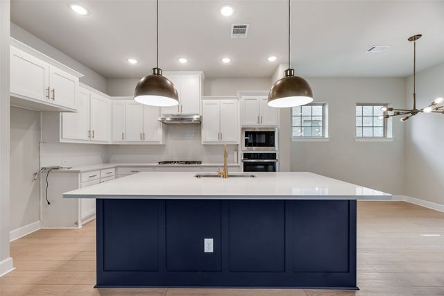 3342 Monarch Pass Drive, Arlington, TX 76005