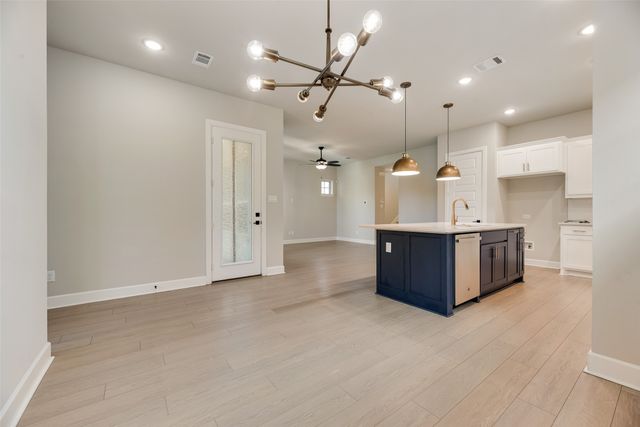 3342 Monarch Pass Drive, Arlington, TX 76005