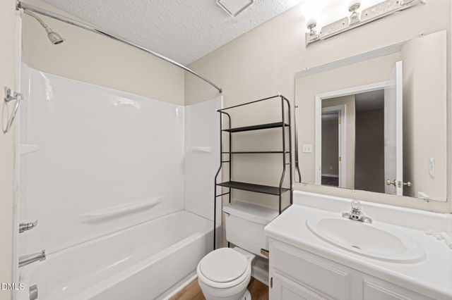 2729 Goshawk Lane, Raleigh, NC 27603
