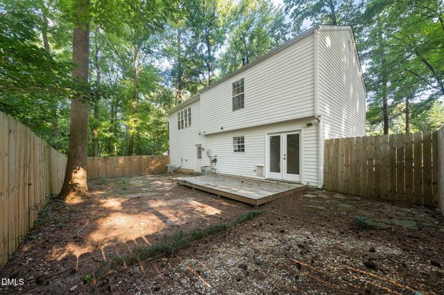 2729 Goshawk Lane, Raleigh, NC 27603