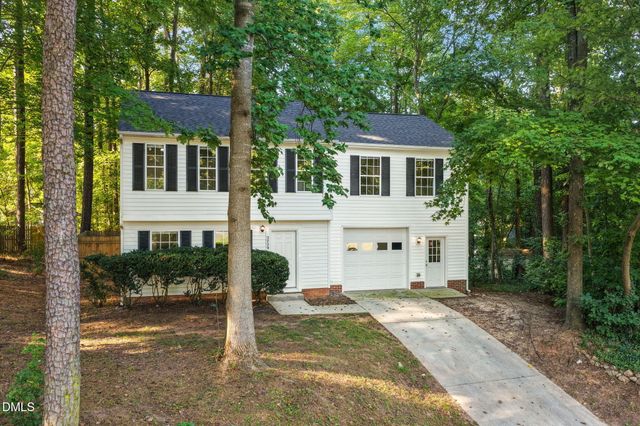 2729 Goshawk Lane, Raleigh, NC 27603