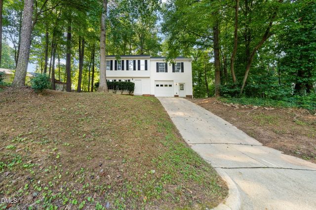 2729 Goshawk Lane, Raleigh, NC 27603