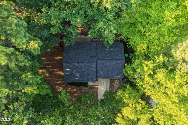 2729 Goshawk Lane, Raleigh, NC 27603