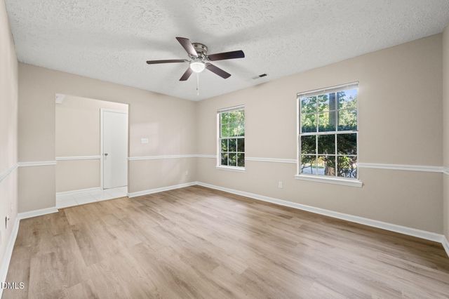 2729 Goshawk Lane, Raleigh, NC 27603