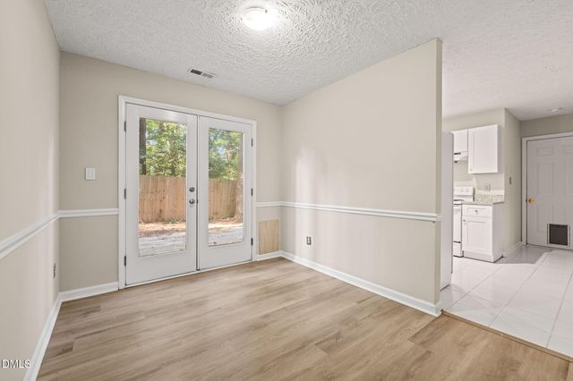 2729 Goshawk Lane, Raleigh, NC 27603