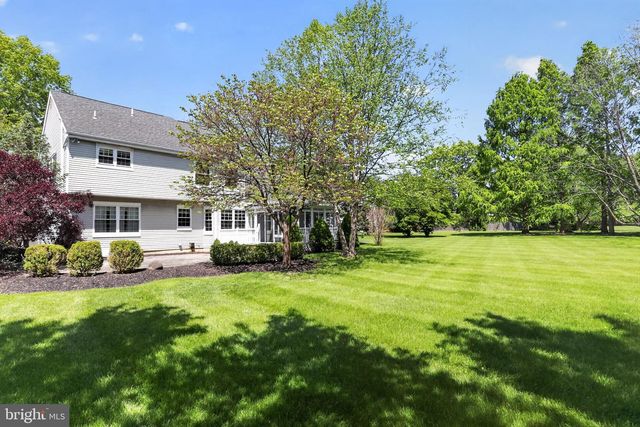 102 GROUSE CT, North Wales, PA 19454
