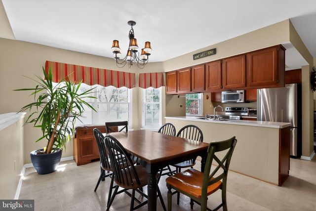 102 GROUSE CT, North Wales, PA 19454