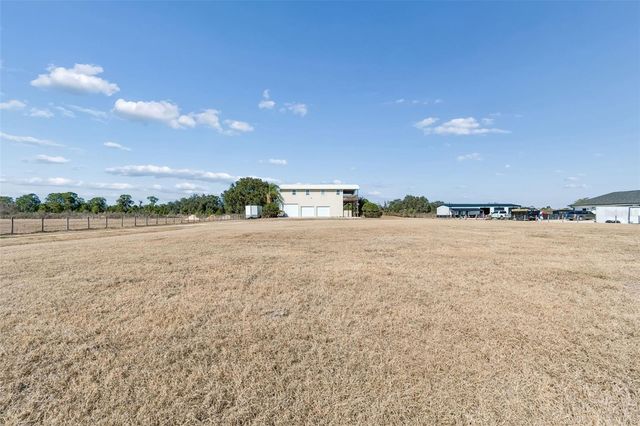 4026 MCINTOSH ESTATES LANE, Plant City, FL 33565