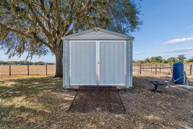 4026 MCINTOSH ESTATES LANE, Plant City, FL 33565