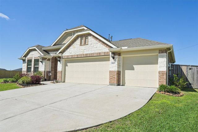 4402 Cedar Sage Drive, Baytown, TX 77521