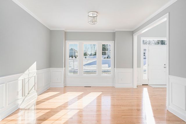 11 Cherry Tree Lane, Attleboro, MA 02703