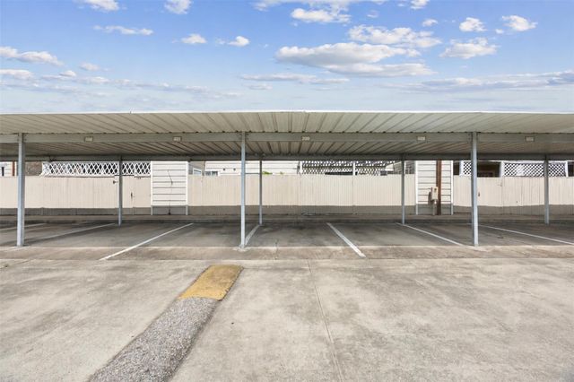 2100 Wilcrest Drive 130, Houston, TX 77042