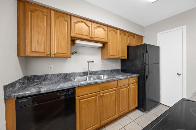 2100 Wilcrest Drive 130, Houston, TX 77042