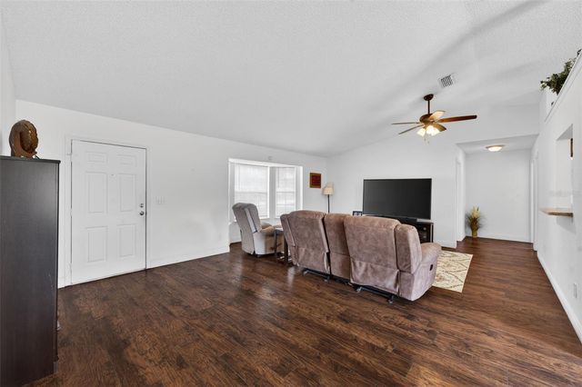 2911 OMAHA DRIVE, Deltona, FL 32738
