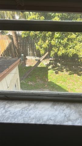 6593 Boulevard Of Champions, North Lauderdale, FL 33068