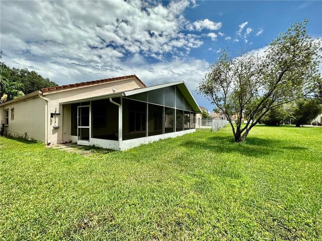 2710 BOGOTA Avenue, Cooper City, FL 33026