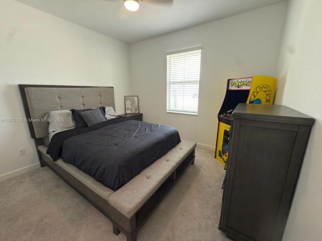 7599 NW Deysbrook Lane, Port St. Lucie, FL 34987