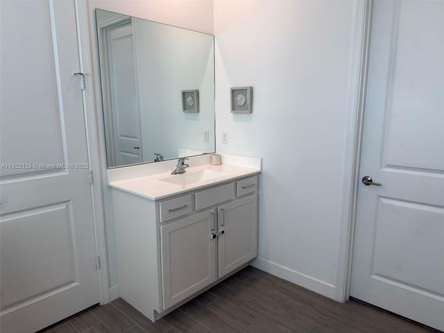 7599 NW Deysbrook Lane, Port St. Lucie, FL 34987