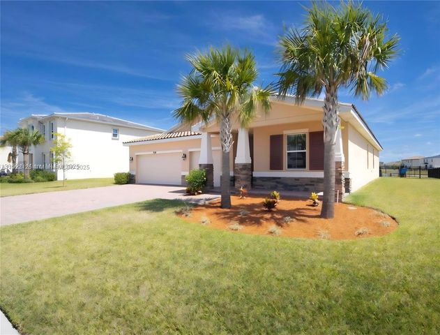 7599 NW Deysbrook Lane, Port St. Lucie, FL 34987