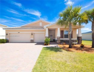 7599 NW Deysbrook Lane, Port St. Lucie, FL 34987