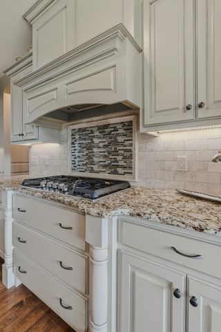 5958 SCREAMING EAGLE LN, Columbia, MO 65201