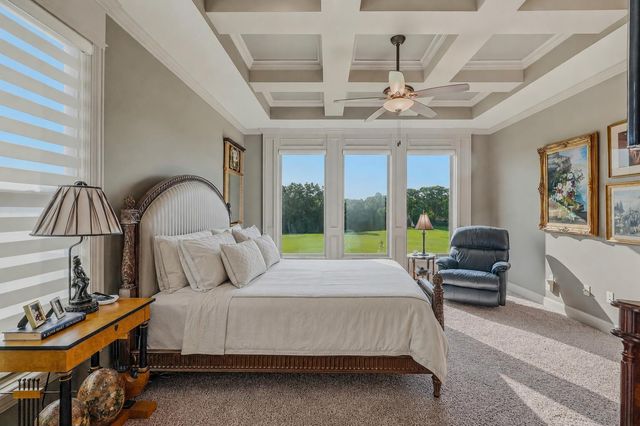 5958 SCREAMING EAGLE LN, Columbia, MO 65201