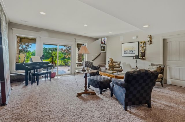 5958 SCREAMING EAGLE LN, Columbia, MO 65201