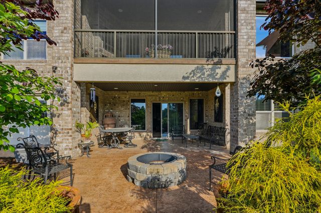5958 SCREAMING EAGLE LN, Columbia, MO 65201