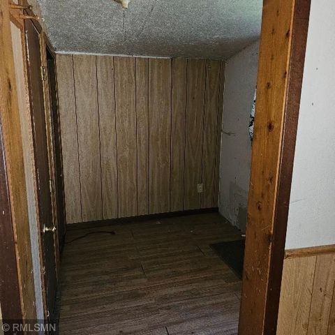 38681 100th Avenue, South Harbor Twp, MN 56359