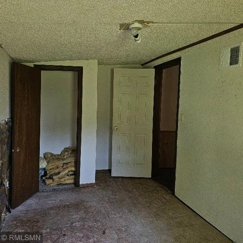 38681 100th Avenue, South Harbor Twp, MN 56359