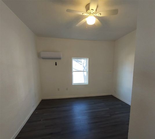 1324 W Morton Street, Denison, TX 75020