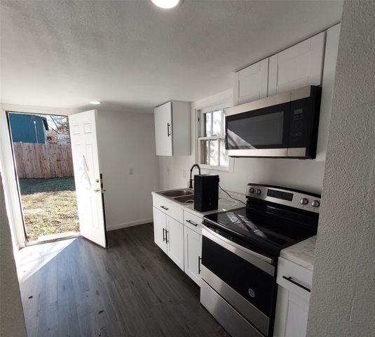 1324 W Morton Street, Denison, TX 75020