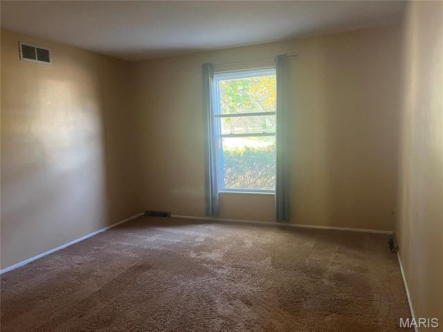 1008 Nancy Drive, O'fallon, IL 62269