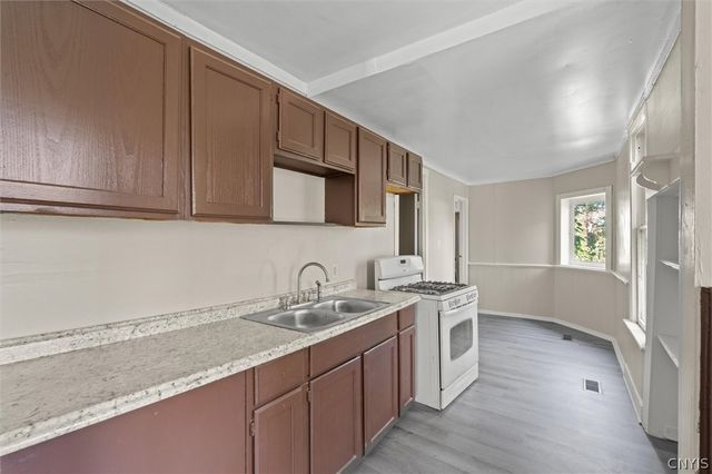 1216 Bellevue Avenue, Syracuse, NY 13204