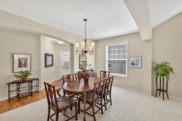 18624 48th Avenue N, Plymouth, MN 55446