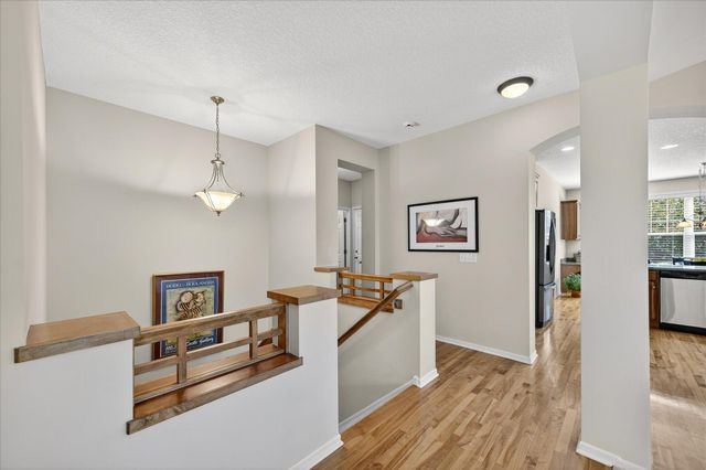 18624 48th Avenue N, Plymouth, MN 55446