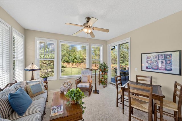 18624 48th Avenue N, Plymouth, MN 55446