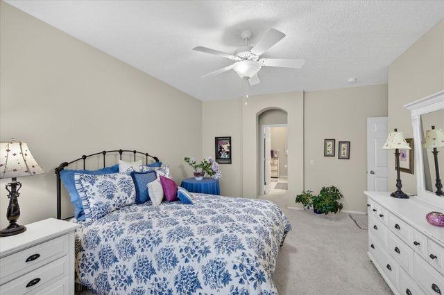 18624 48th Avenue N, Plymouth, MN 55446