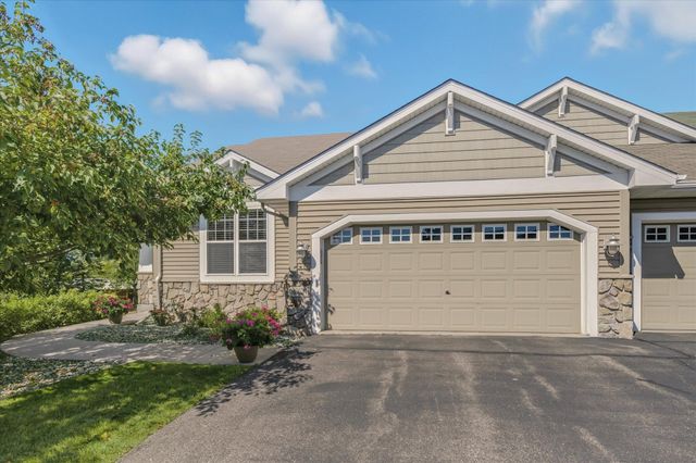 18624 48th Avenue N, Plymouth, MN 55446