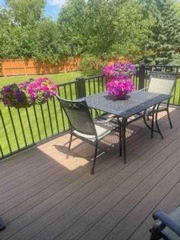 18624 48th Avenue N, Plymouth, MN 55446