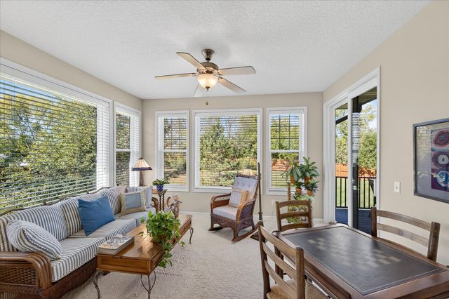 18624 48th Avenue N, Plymouth, MN 55446