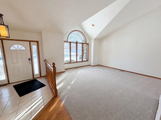 8433 Upland Lane N, Maple Grove, MN 55311