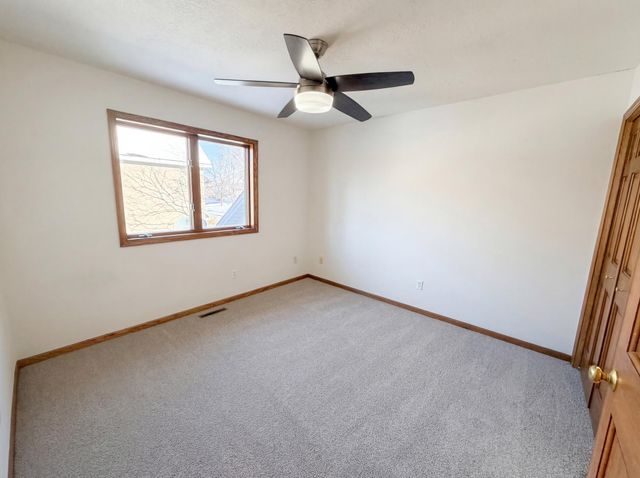 8433 Upland Lane N, Maple Grove, MN 55311