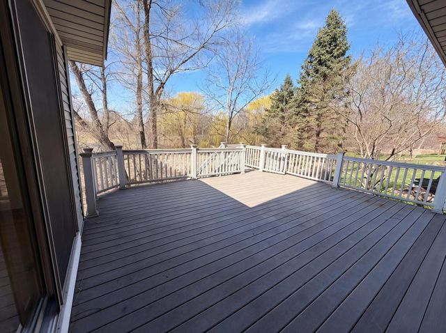 8433 Upland Lane N, Maple Grove, MN 55311