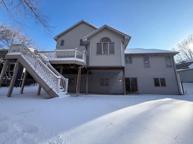 8433 Upland Lane N, Maple Grove, MN 55311