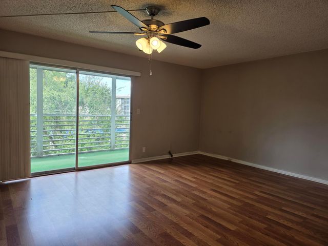 2301 Lucaya Lane E3, Coconut Creek, FL 33066