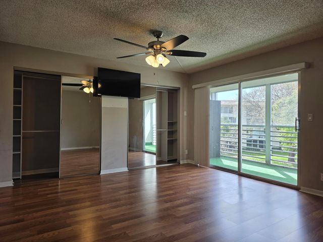 2301 Lucaya Lane E3, Coconut Creek, FL 33066