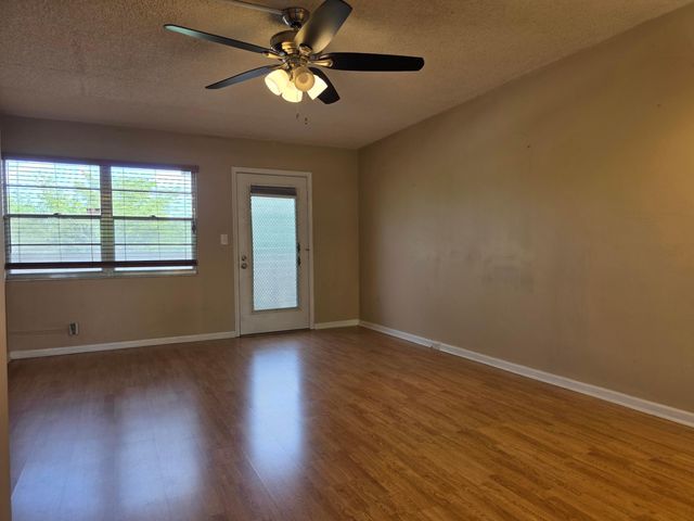 2301 Lucaya Lane E3, Coconut Creek, FL 33066