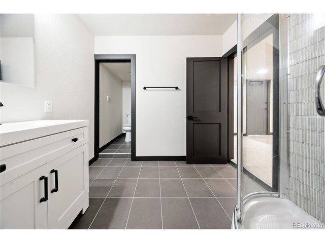 8060 W 12th Ave, Lakewood, CO 80214